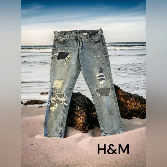 Denim Distressed Women’s H&M Jeans - Picture 2 of 10
